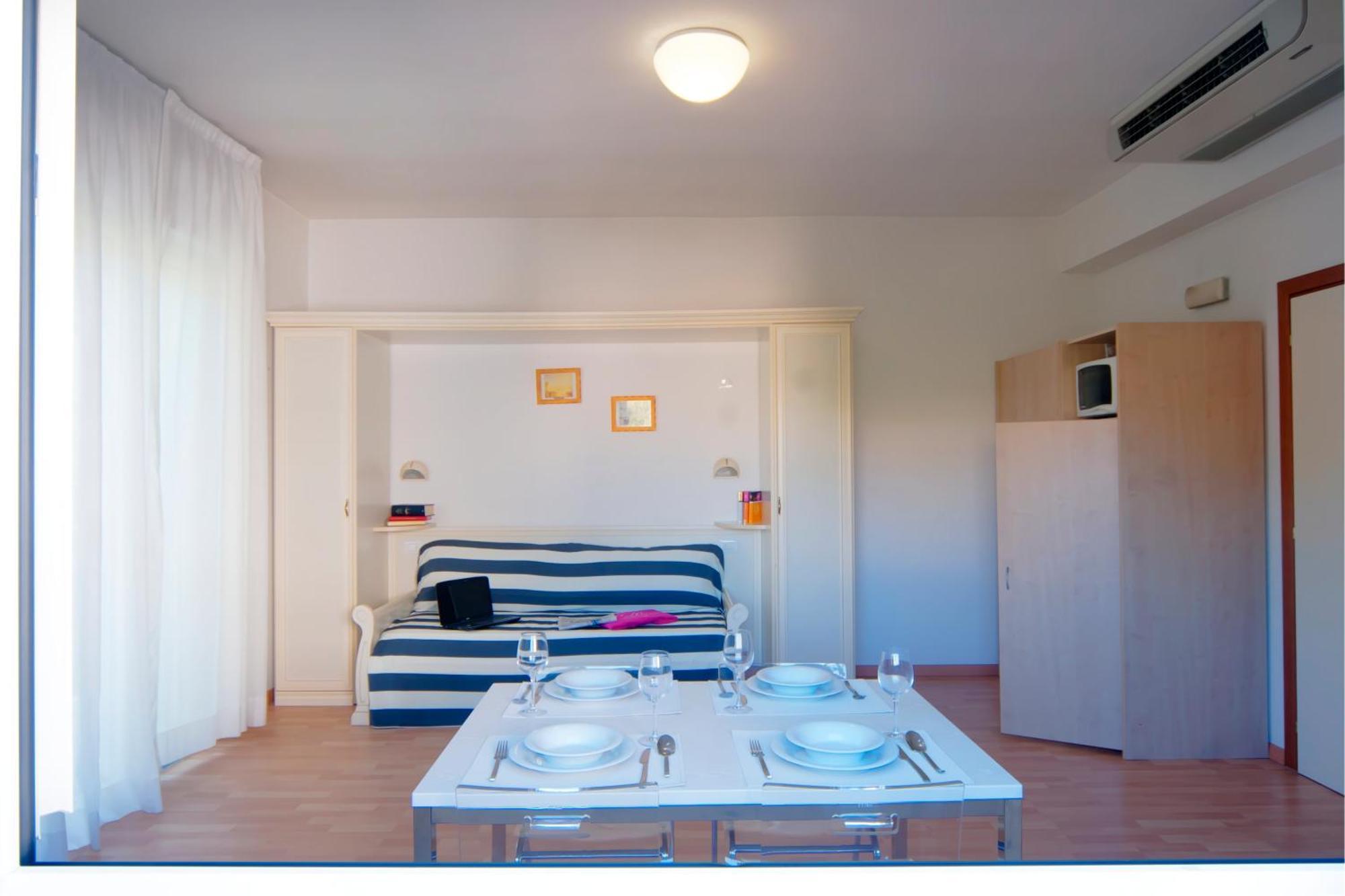 Residence Divina Rimini Kültér fotó