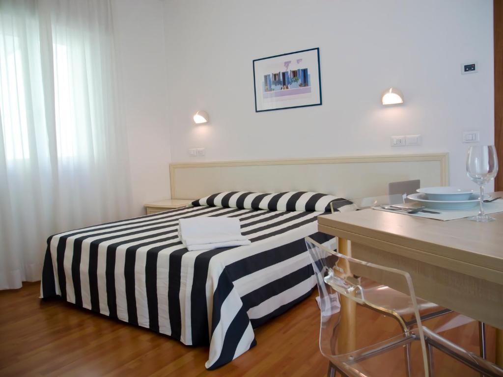 Residence Divina Rimini Szoba fotó