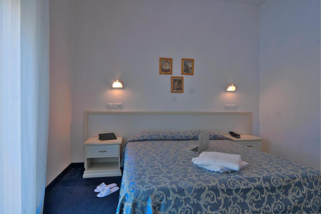 Residence Divina Rimini Szoba fotó
